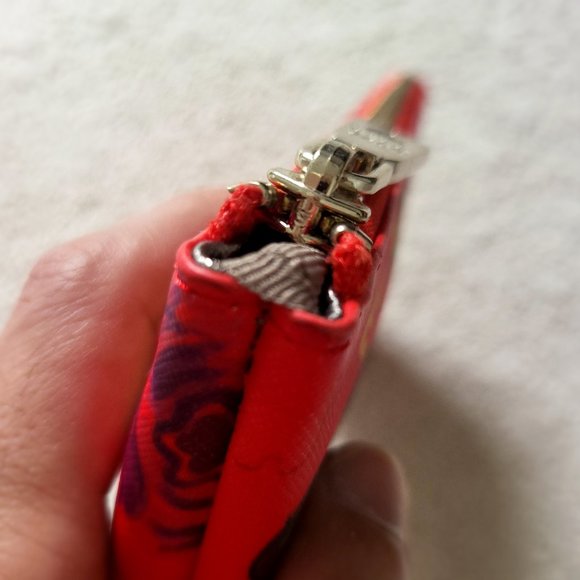 LOVE MOSCHINO Clutch - Picture 11 of 13